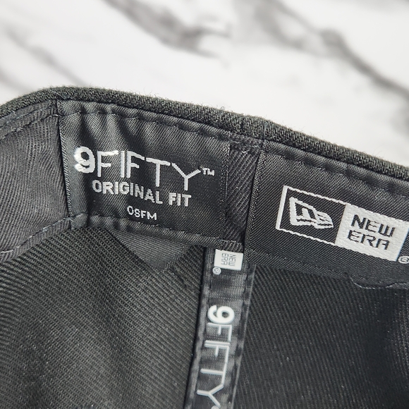 Oakley Hat Black Men's Cap - Picture 8 of 9